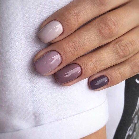Social Nails