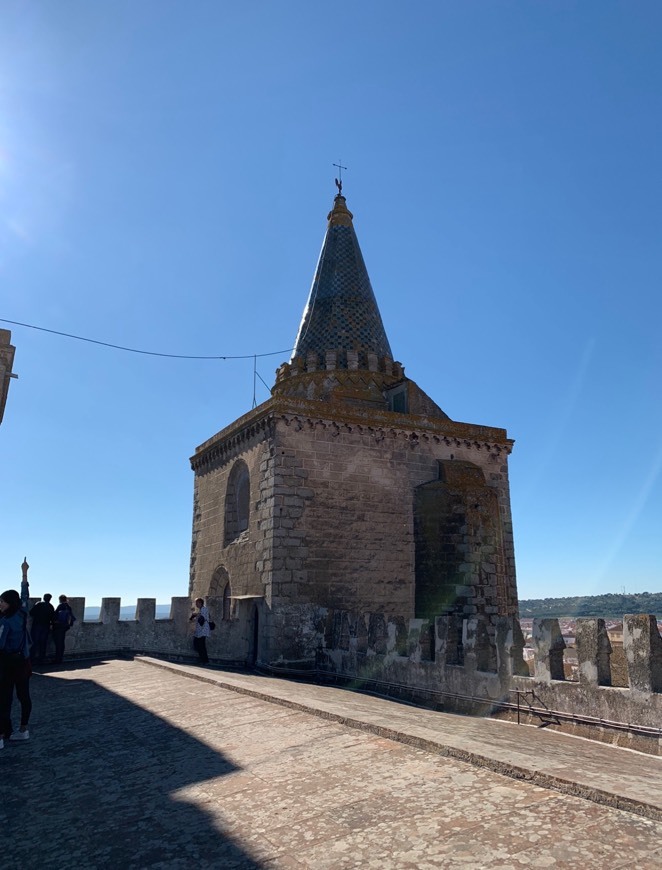 Évora