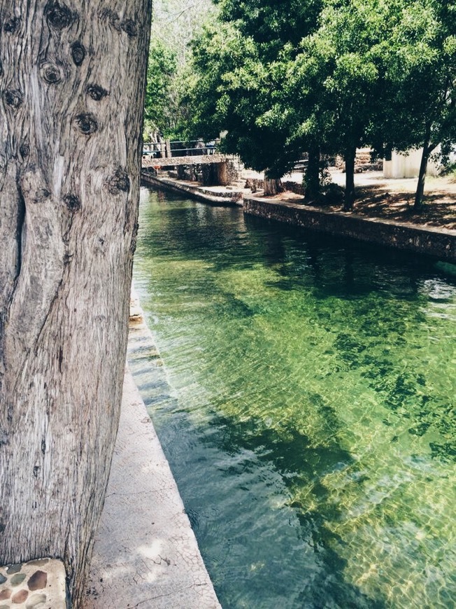 Places Praia Fluvial de Alte, Loulé