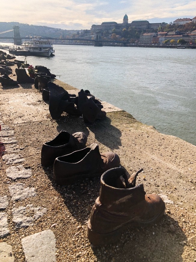 Lugar Shoes on the Danube Bank