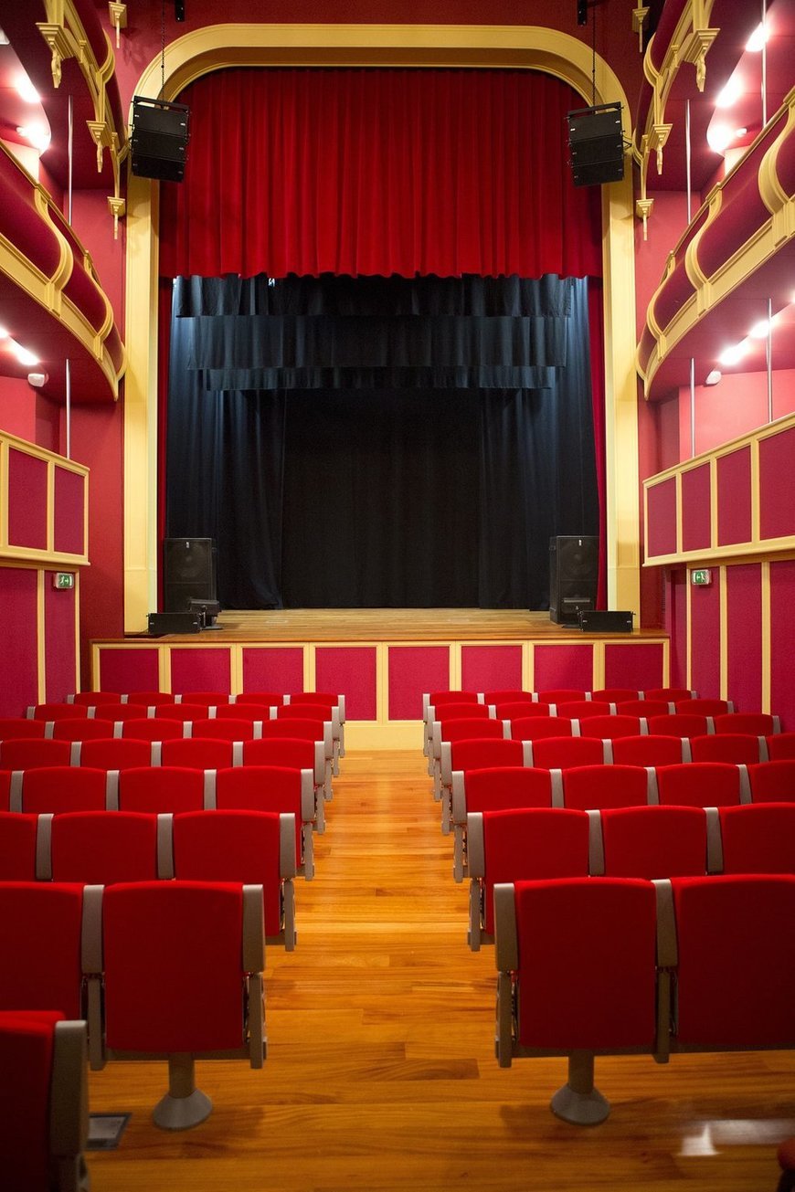 Place Teatro Valadares