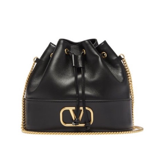 VALENTINO GARAVANI 
V-logo drawstring-top leather bucket bag