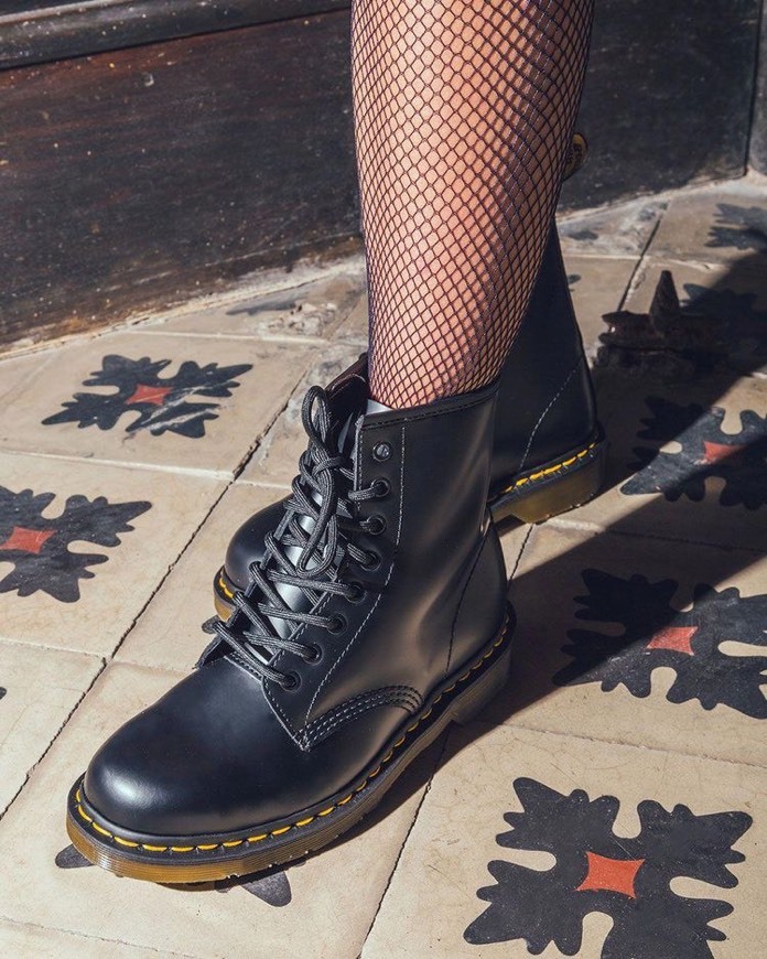 Social Doctor martens