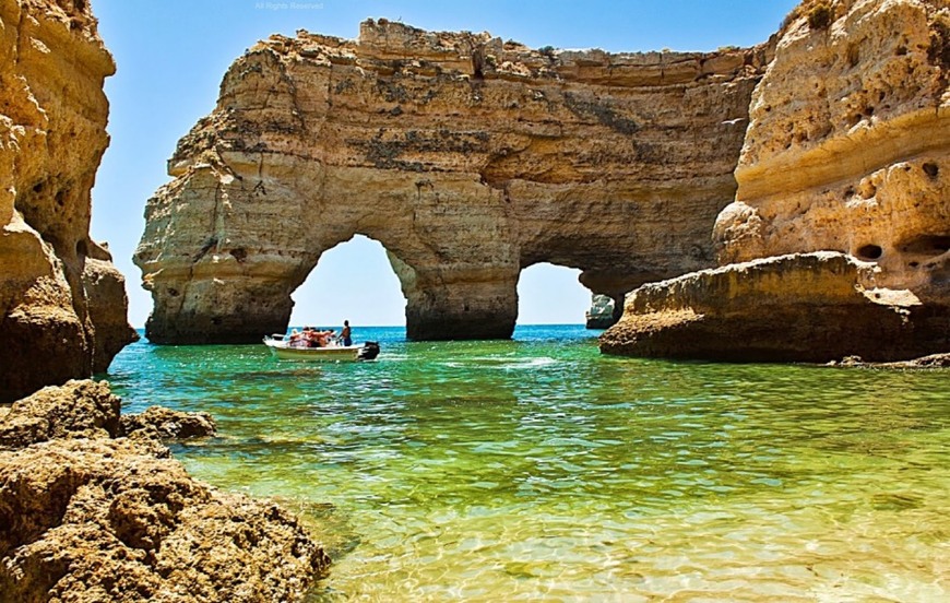 Place Praia da Marinha