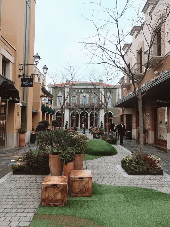 Lugar Las Rozas Village