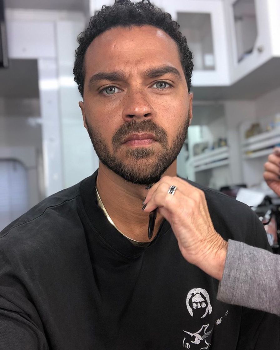 Social Jesse Williams 