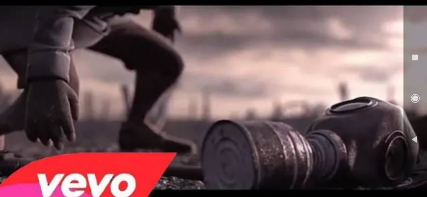Music G-eazy -Get back up-