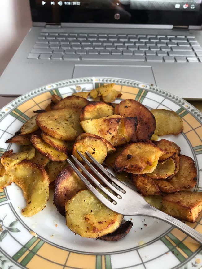 Fashion Batata Doce frita com azeite, alho e oréganos 