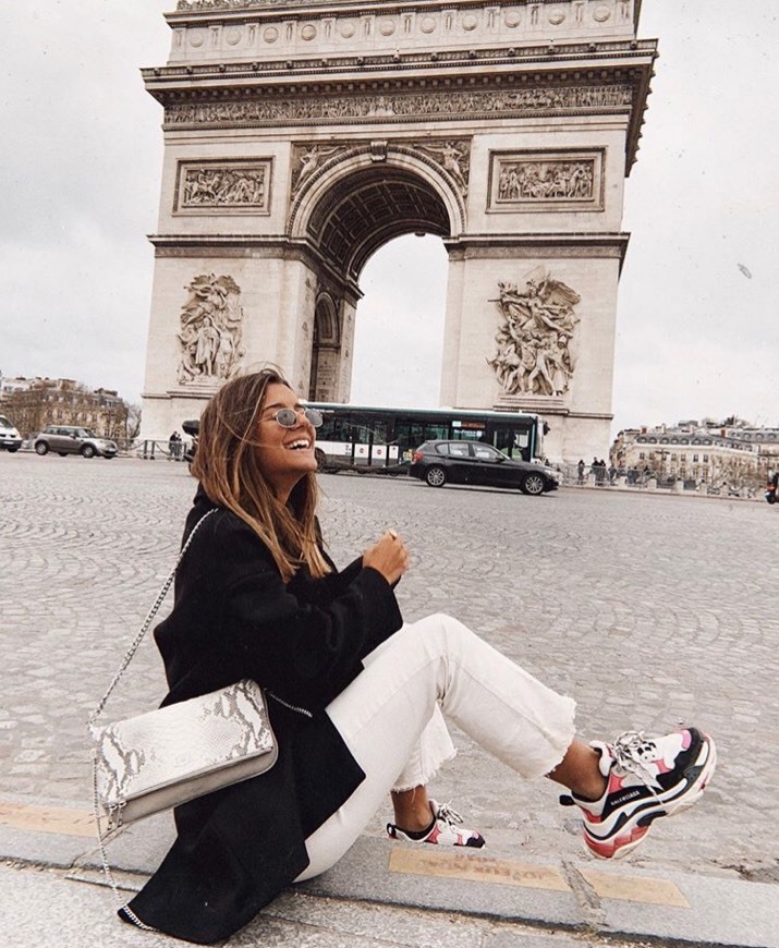 Social Jenn Muchelas