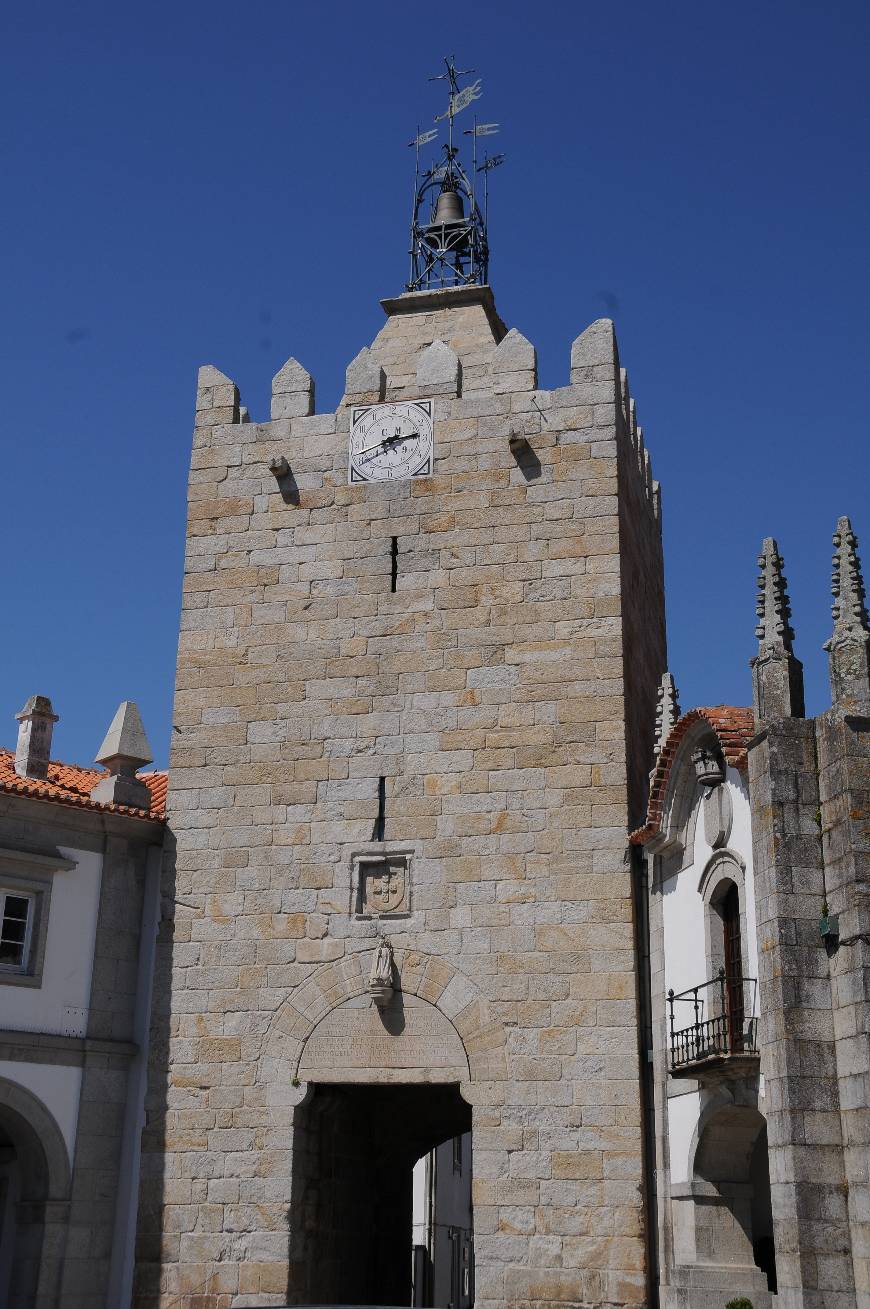 Place Torre do Relogio