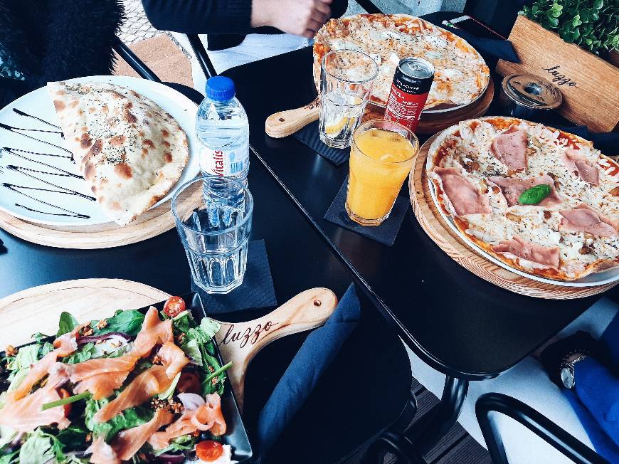 Restaurants Pizzaria Luzzo Cascais