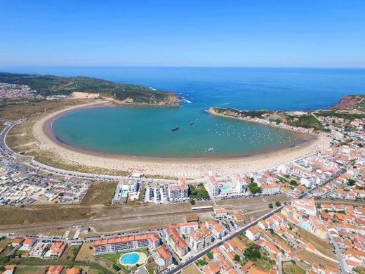 Baía de São Martinho do Porto