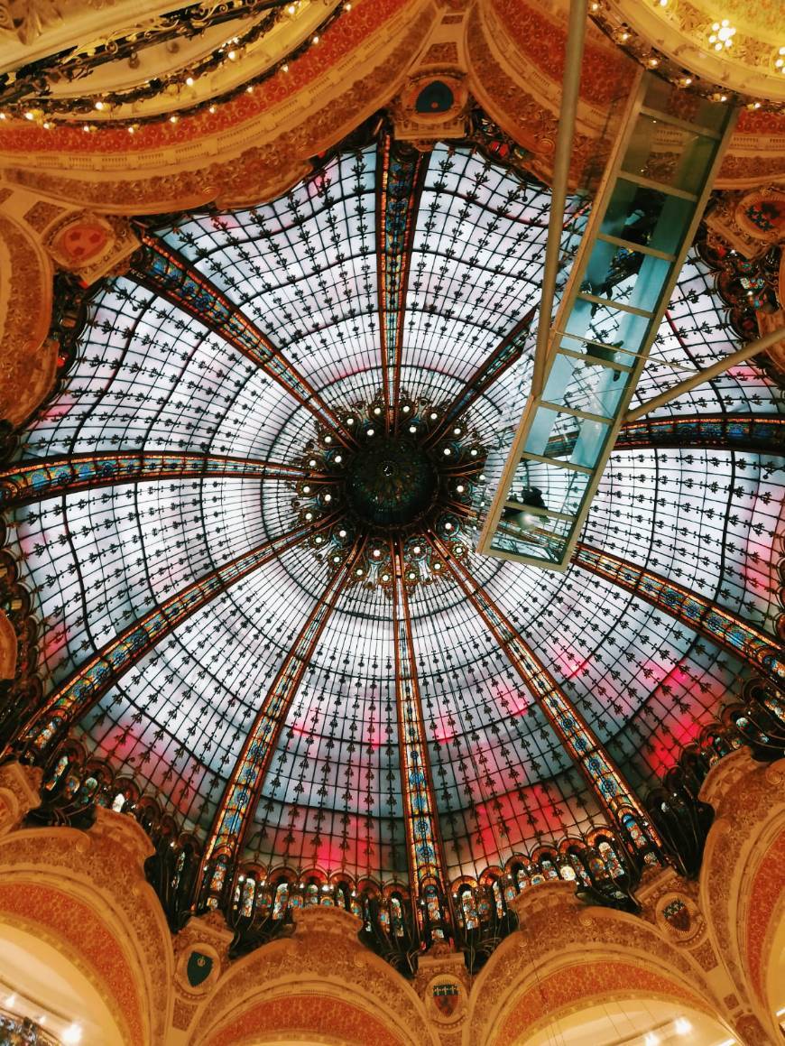 Place Alexandre de Paris Galerie Lafayette