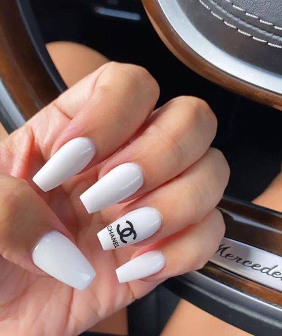 Fashion Inspiração de unhas brancas 