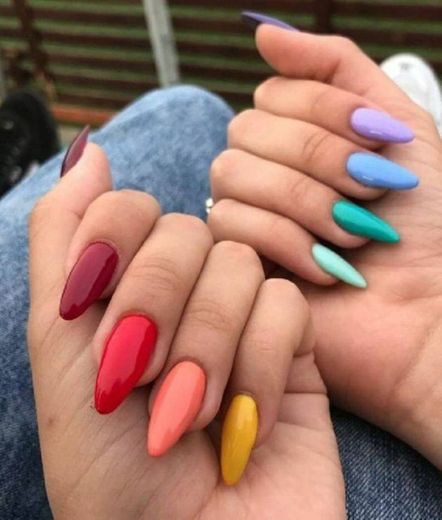 Inspiração unhas coloridas 