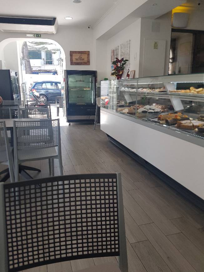 Moda Pastelaria Tavirense, Tavira - Restaurant Reviews, Photos & Phone ...