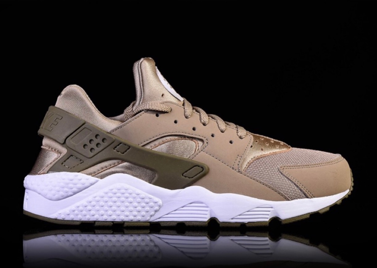 Products NIKE AIR HUARACHE KHAKI