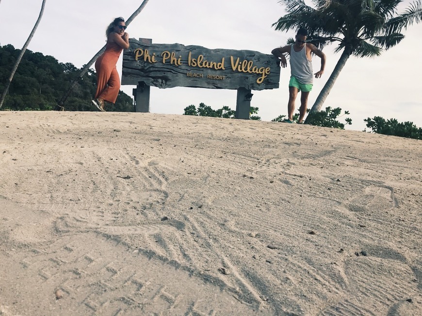 Lugar Phi Phi Island Village Beach Resort