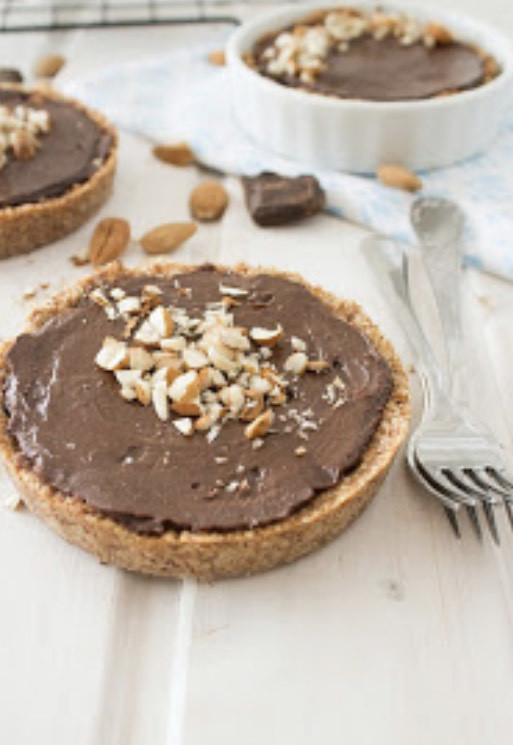 Moda tarte de chocolate e amêndoa  