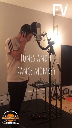 Tones and I - Dance Monkey 