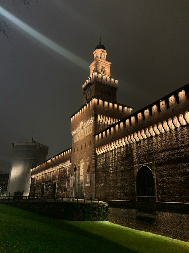 Place Castillo Sforzesco