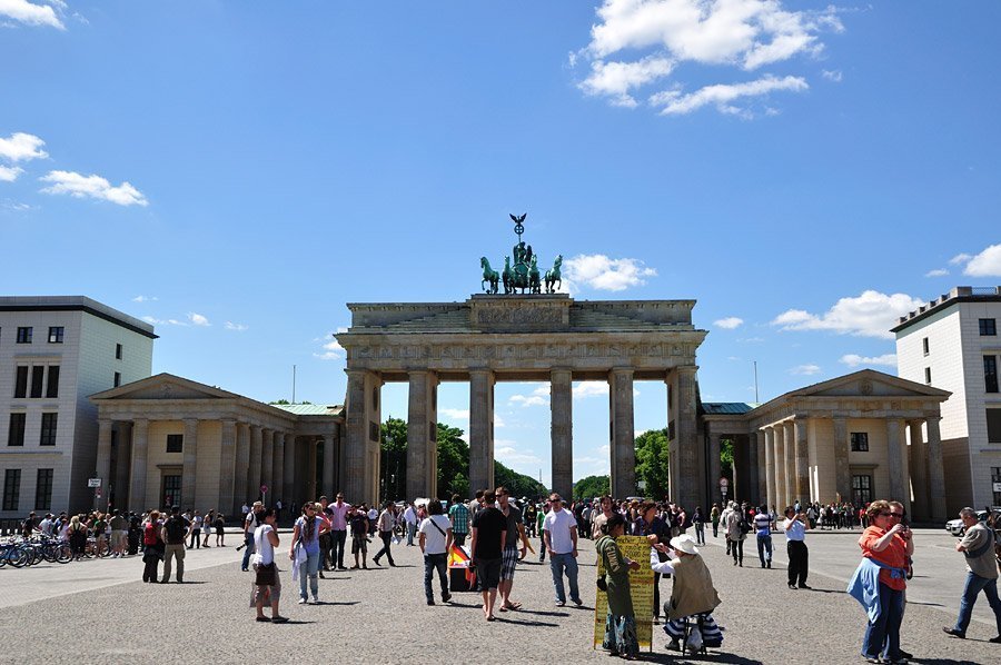 Fashion Free Walking Tour of Berlin - Book Online at Civitatis.com