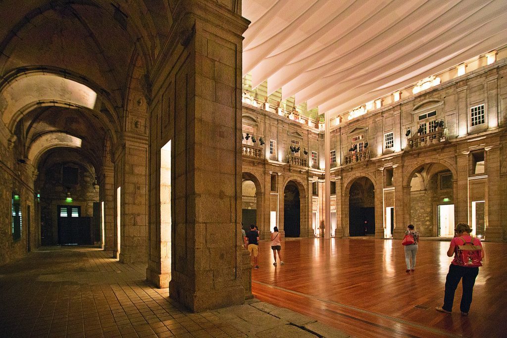 Place Mosteiro de São Bento da Vitória