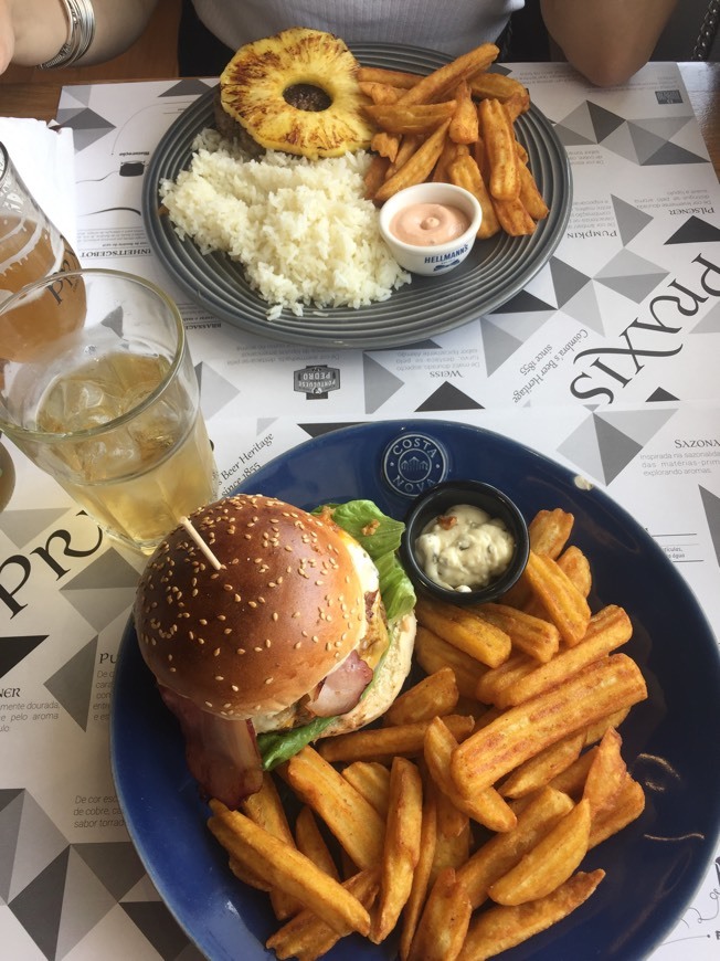 Restaurant Revolta Hamburgueria Cervejaria Artesanal