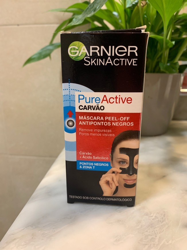 Moda Máscara peel-off antipontos negros Garnier Pure Active