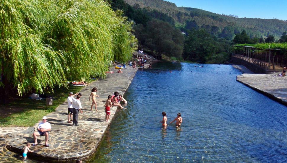 Lugares Poço Corga-Castanheira de Pêra