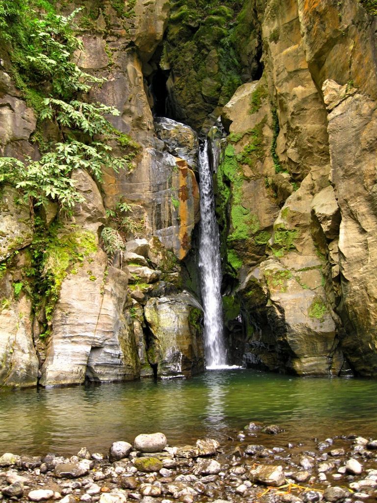 Lugar Cascata do Salto do Cabrito