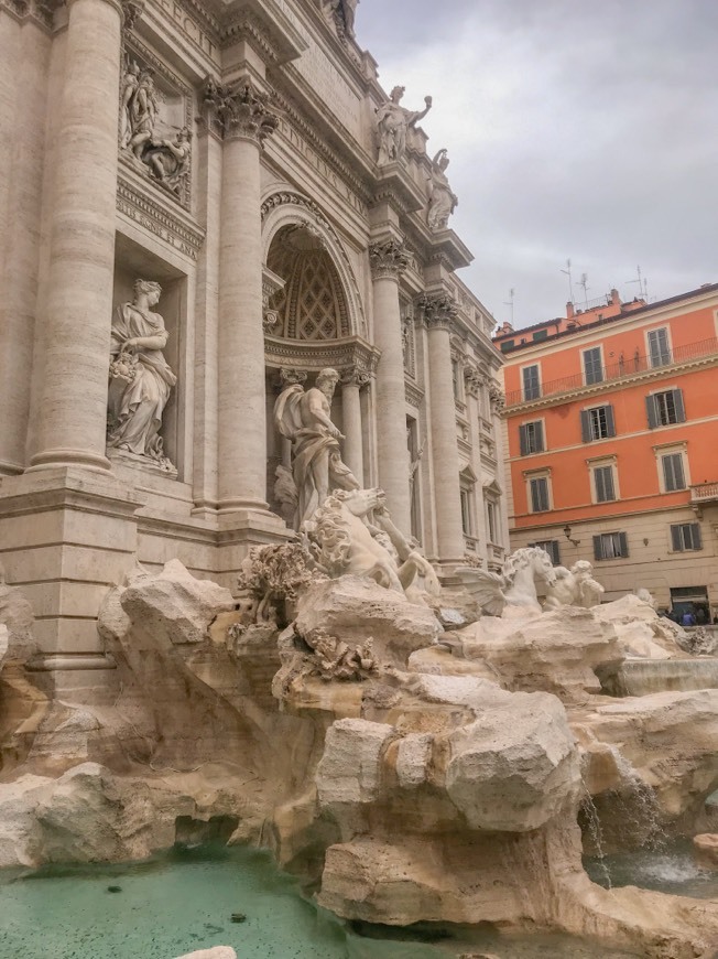 Moda Fontana di Trevi 