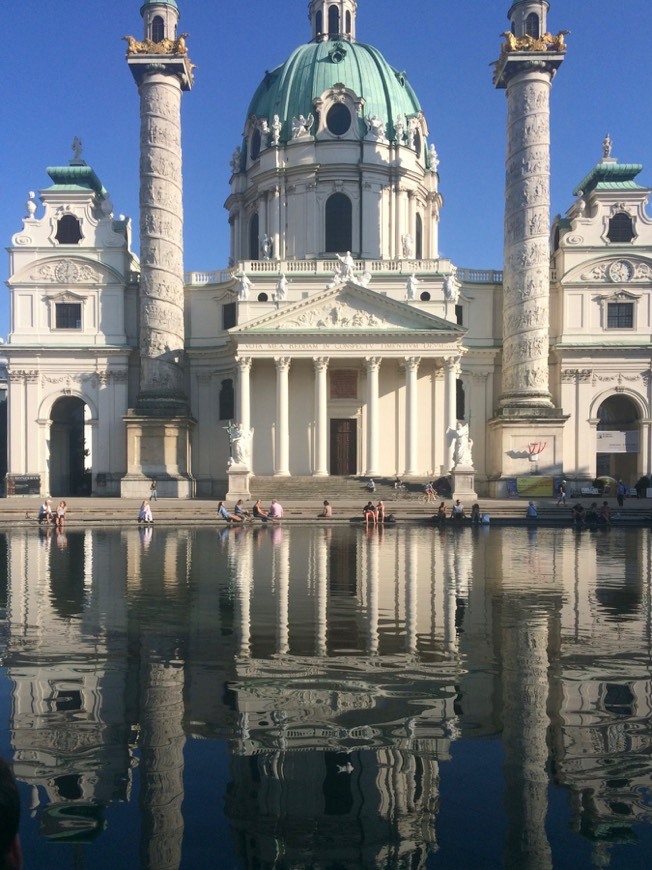 Lugar Karlskirche