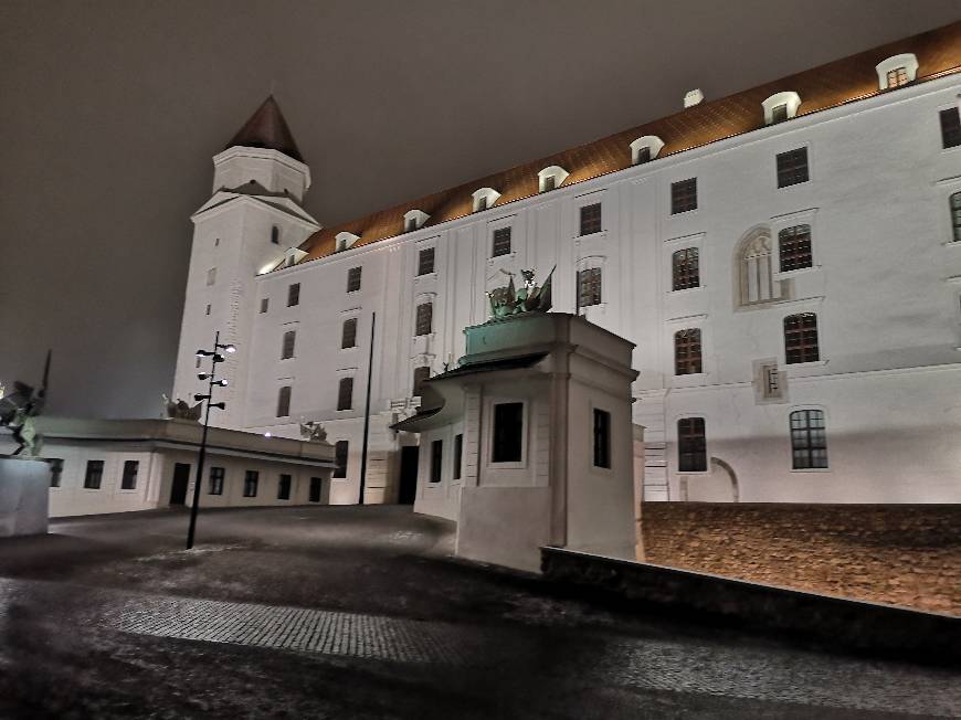 Place Castillo de Bratislava