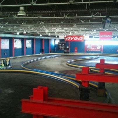 Lugares IKE - Indoor Karting Espinho