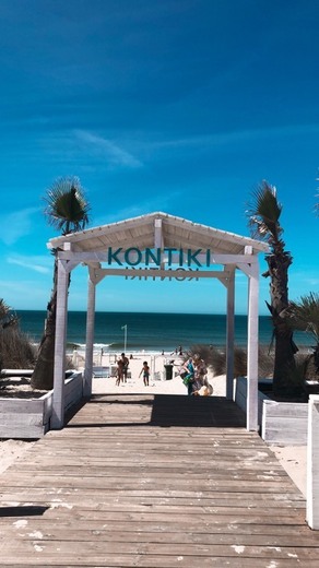 Kontiki - Restaurante Bar Na Praia