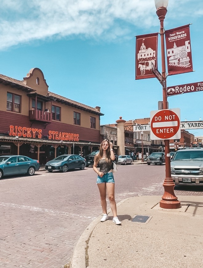 Lugares Stockyards Station