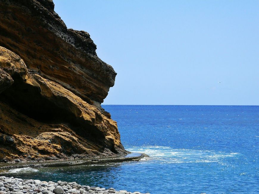 Place Praia do Garajau