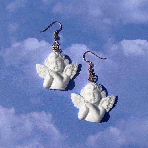 Garden cherub earrings 