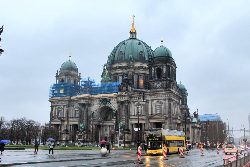 Lugar Catedral de Berlín