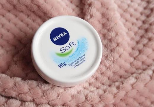 Nivea Crema Hidratante Intensiva Soft