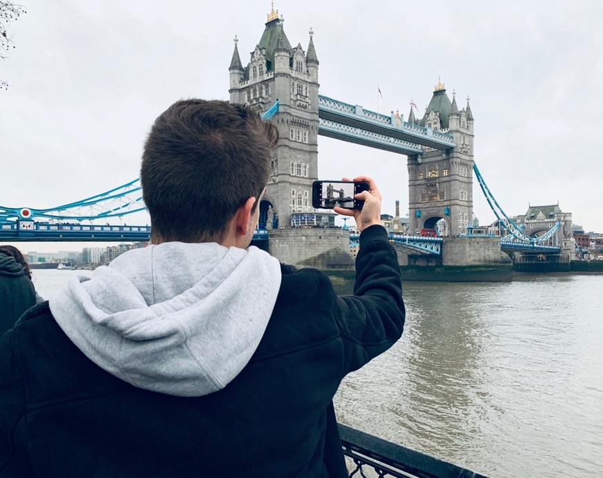 Place Tower Bridge