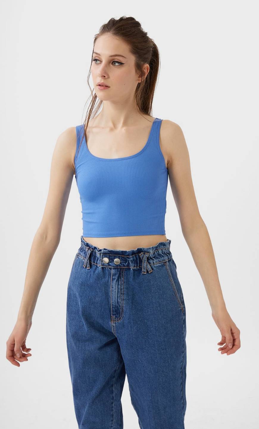T shirt cropped de alças 
