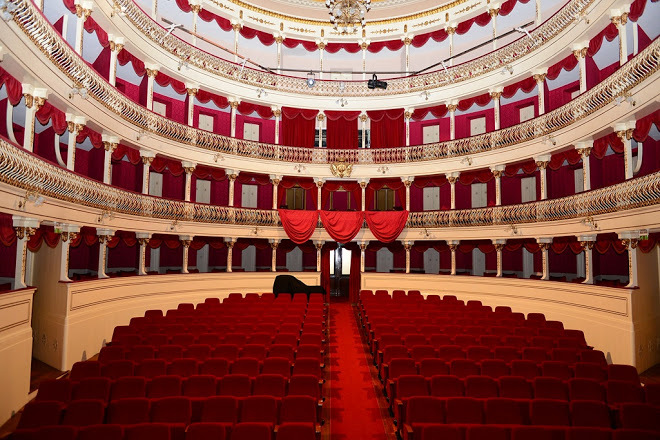 Places Teatro Municipal Baltazar Dias