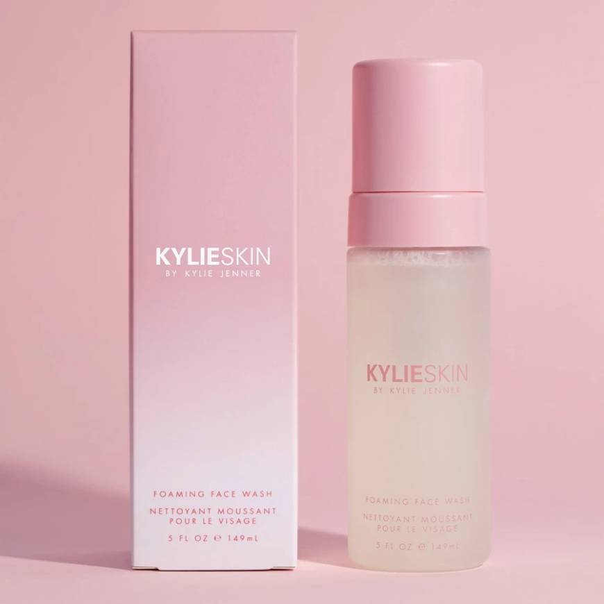 Producto Foaming Face Wash • Kylie Skin