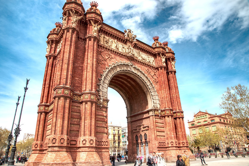 Place Arc de Triomf