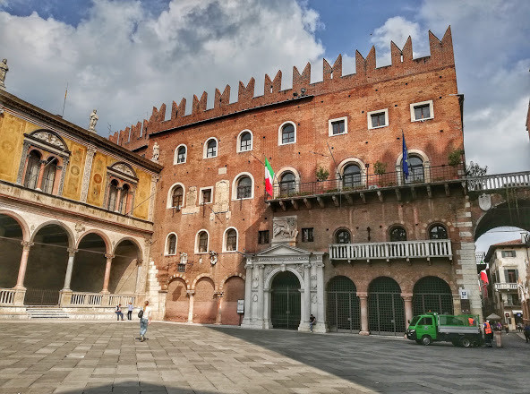 Lugar Piazza dei Signori