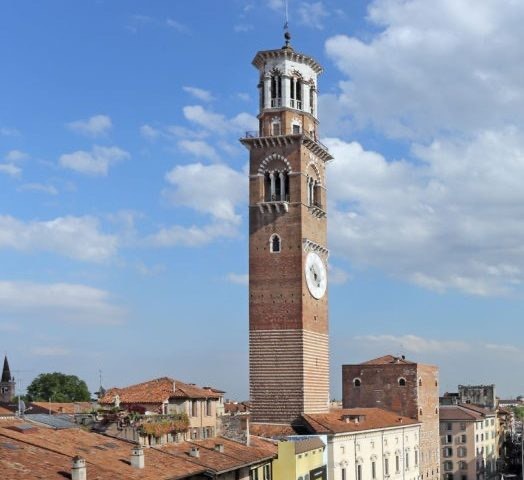 Lugar Torre dei Lamberti