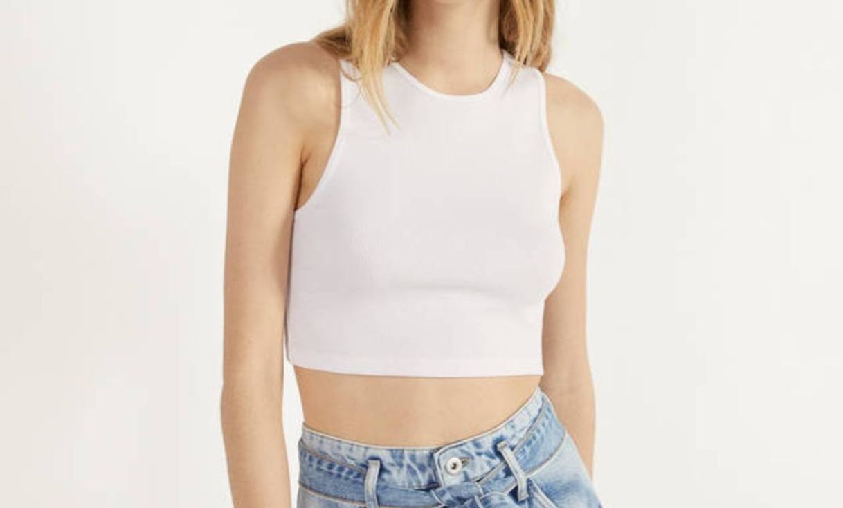 SLEEVELESS WHITE TOP