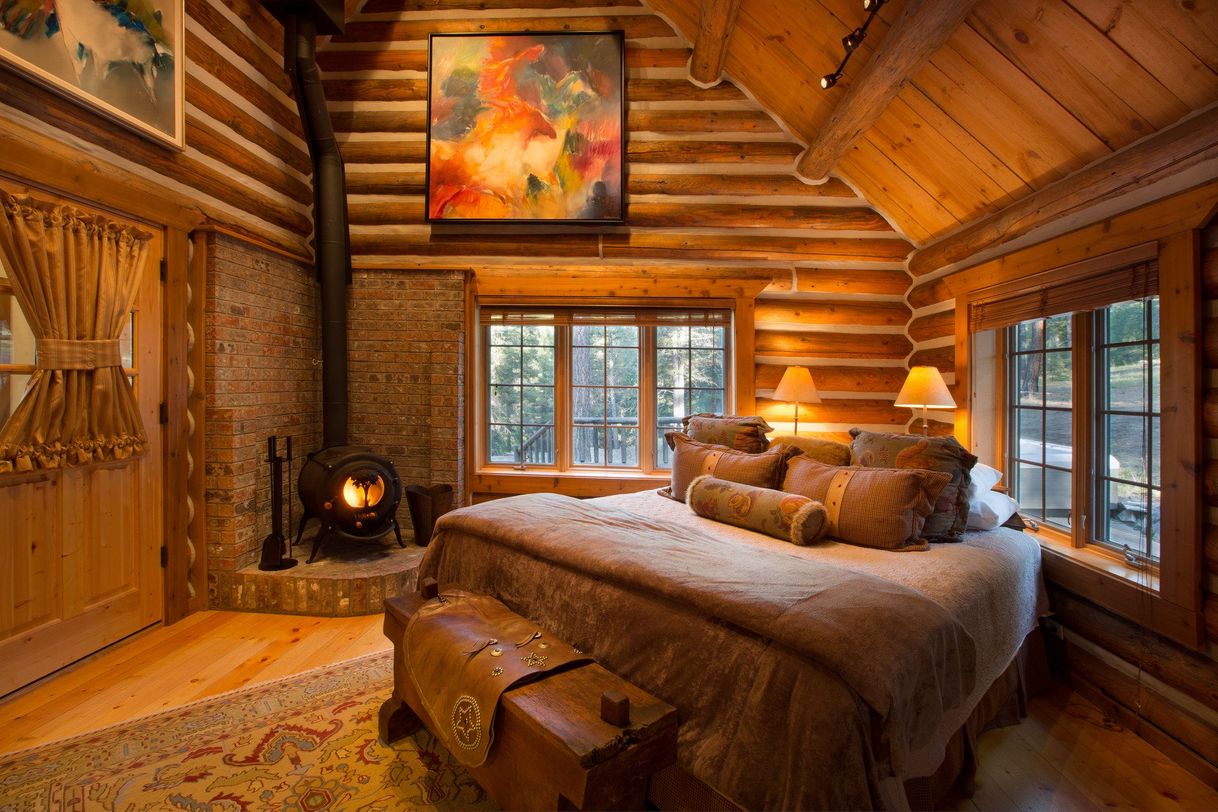 Places Triple Creek Ranch, A Montana Hideaway